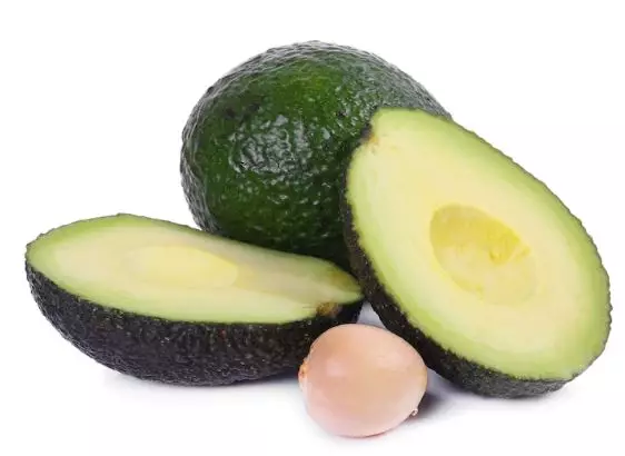 Cara memanfaatkan santan kelapa untuk rambut freepik.com