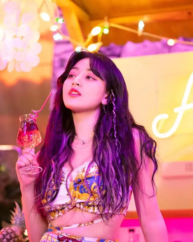 Rahasia wajah bersinar ala Jihyo Twice Instagram Rahasia wajah bersinar ala Jihyo Twice Instagram