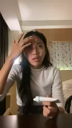 Tutorial makeup simpel ala Widy Vierratale Berbagai sumber