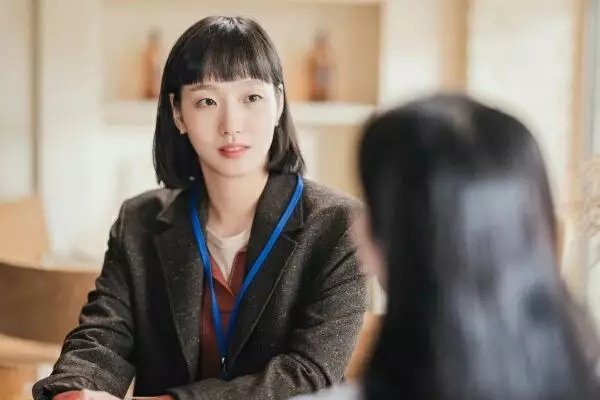 Rahasia wajah glowing Kim Go-eun Instagram Rahasia wajah glowing Kim Go-eun Instagram