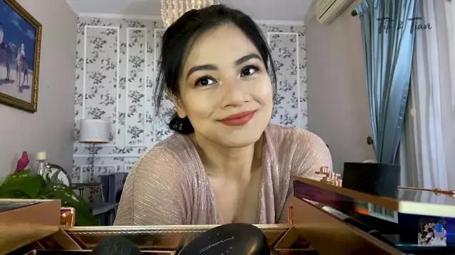 <img style= <img style=