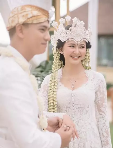 Potret transformasi Adinda Azani © berbagai sumber Potret transformasi Adinda Azani © berbagai sumber