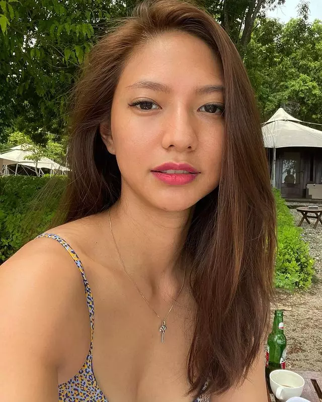 Rahasia wajah cerah ala Nadia Saphira Instagram