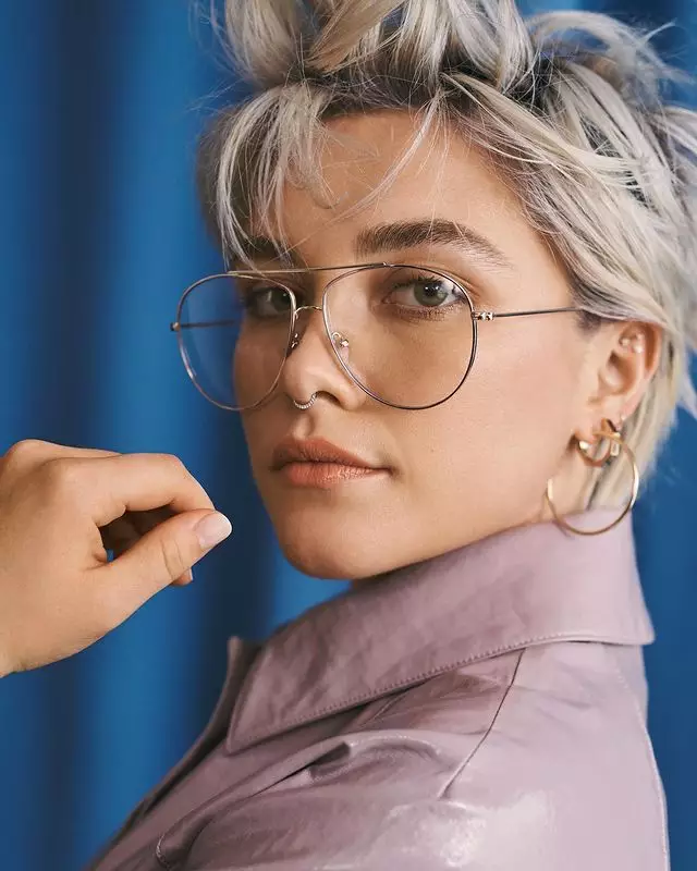 Rahasia wajah sehat & cerah Florence Pugh Instagram Rahasia wajah sehat & cerah Florence Pugh Instagram