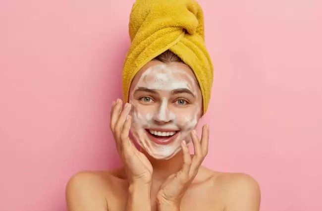 Skincare kulit kombinasi Naysila Mirdad Berbagai sumber