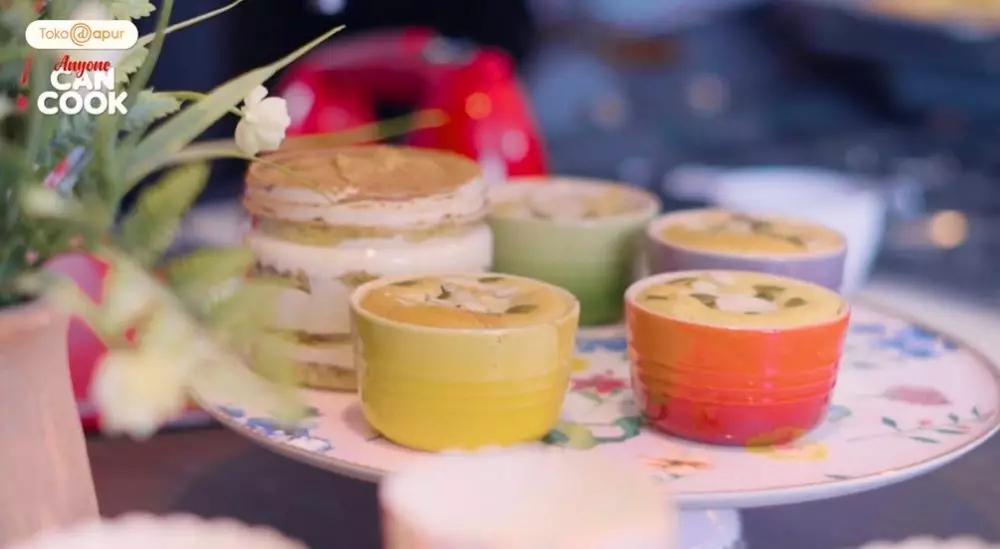 camilan dikonsumsi Marini Zumarnis berbagai sumber