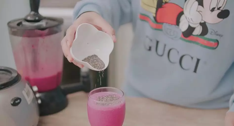 camilan dikonsumsi Marini Zumarnis berbagai sumber