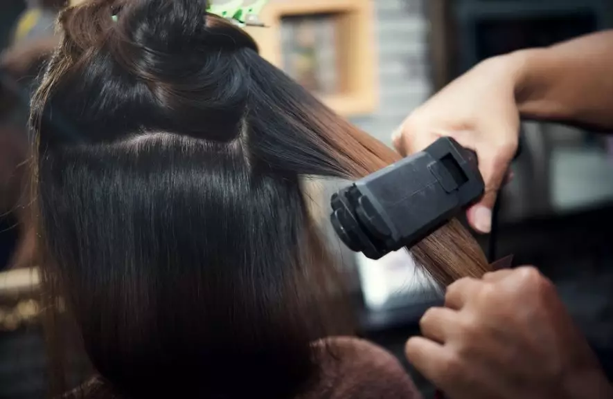 Perawatan rambut berkilau ala Karina Salim Berbagai sumber Perawatan rambut berkilau ala Karina Salim Berbagai sumber