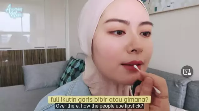 Tutorial makeup natural ala hijabers Ayana Moon Berbagai sumber