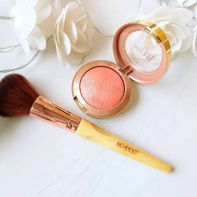 Rekomendasi blush on shimmer Berbagai sumber Rekomendasi blush on shimmer Berbagai sumber