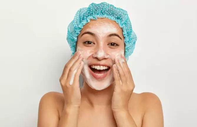 Skincare kulit berminyak Tatjana Saphira Berbagai sumber Skincare kulit berminyak Tatjana Saphira Berbagai sumber