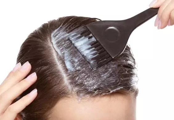 Perawatan rambut tebal ala Mikha Tambayong Berbagai sumber