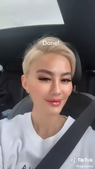 Agnez Mo bagikan video makeup rutin © TikTok Agnez Mo bagikan video makeup rutin © TikTok