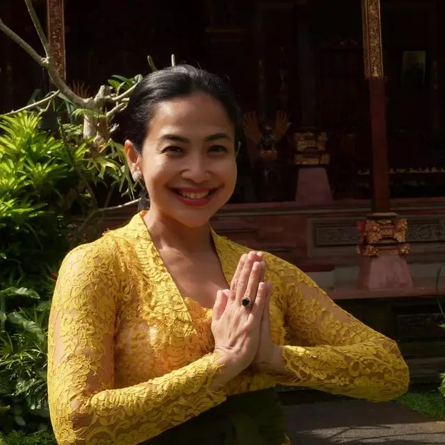 Perawatan wajah sehat Feni Rose di usia 48 tahun Instagram  Perawatan wajah sehat Feni Rose di usia 48 tahun Instagram