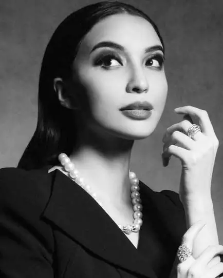 Tips perawatan rambut kering Manohara Odelia Instagram Tips perawatan rambut kering Manohara Odelia Instagram