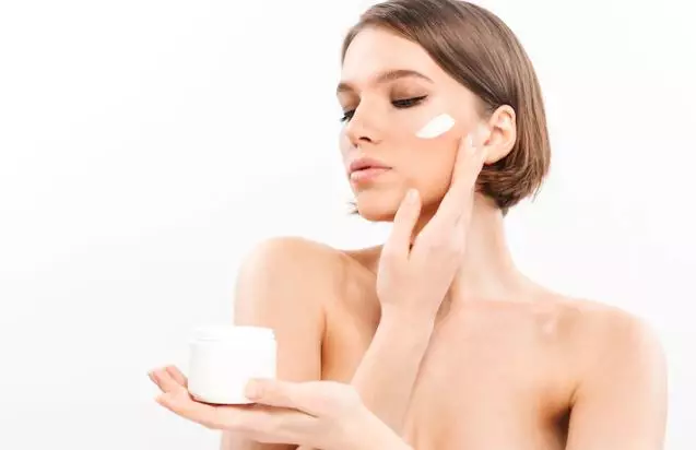 <img style= <img style=