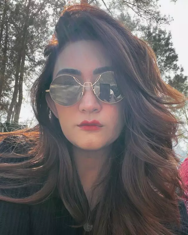 Perawatan wajah awet muda Nafa Urbach Instagram