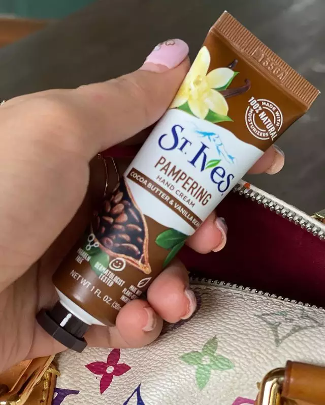 Rekomendasi hand cream melembapkan tangan Berbagai sumber