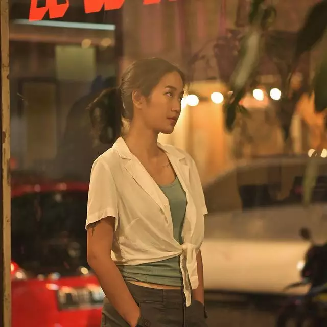 Langkah makeup natural ala Renatta Moeloek Berbagai sumber Langkah makeup natural ala Renatta Moeloek Berbagai sumber