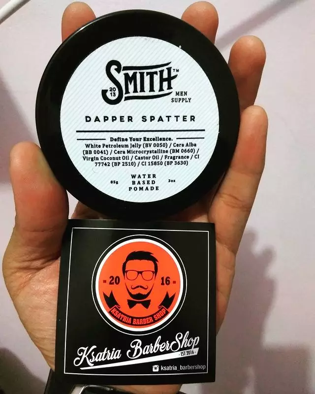 Rekomendasi pomade water based Berbagai sumber