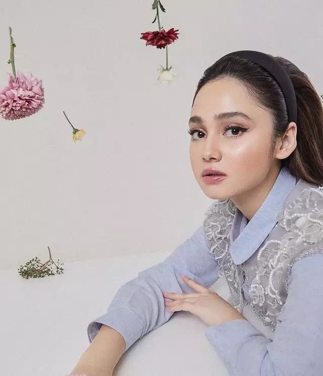 Rahasia wajah cerah tanpa jerawat Syifa Hadju Instagram Rahasia wajah cerah tanpa jerawat Syifa Hadju Instagram