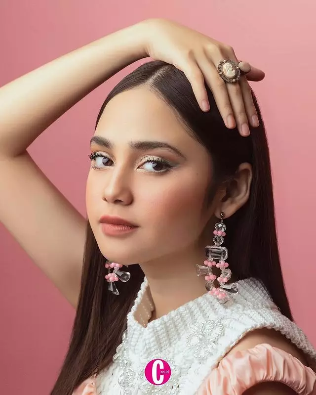 Rahasia wajah cerah tanpa jerawat Syifa Hadju Instagram Rahasia wajah cerah tanpa jerawat Syifa Hadju Instagram