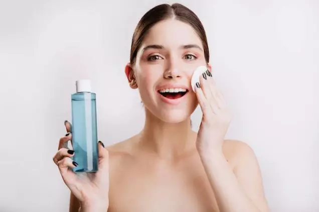 Skincare rutin ala Marsha Aruan Berbagai sumber