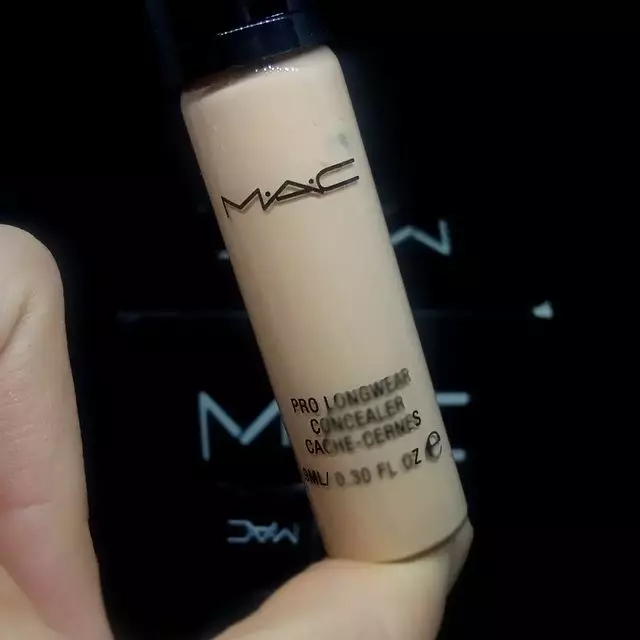 Rekomendasi concealer untuk kulit berminyak Berbagai sumber Rekomendasi concealer untuk kulit berminyak Berbagai sumber