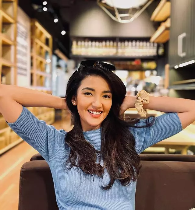 Ritual perawatan kecantikan malam Tsania Marwa Instagram Ritual perawatan kecantikan malam Tsania Marwa Instagram