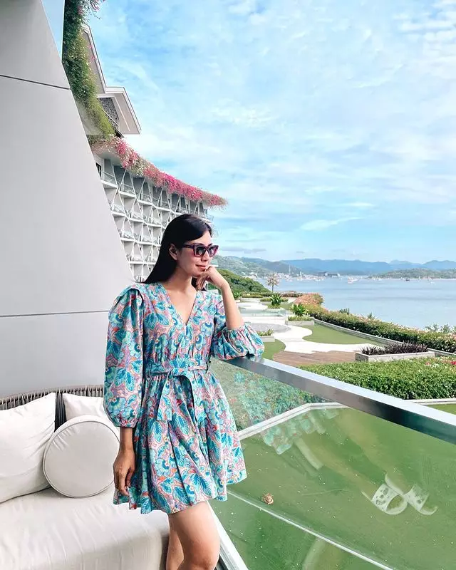 <img style= <img style=