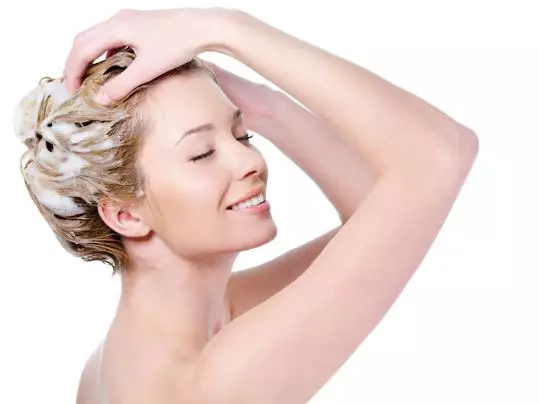 Perawatan rambut rontok ala Ashanty Berbagai sumber