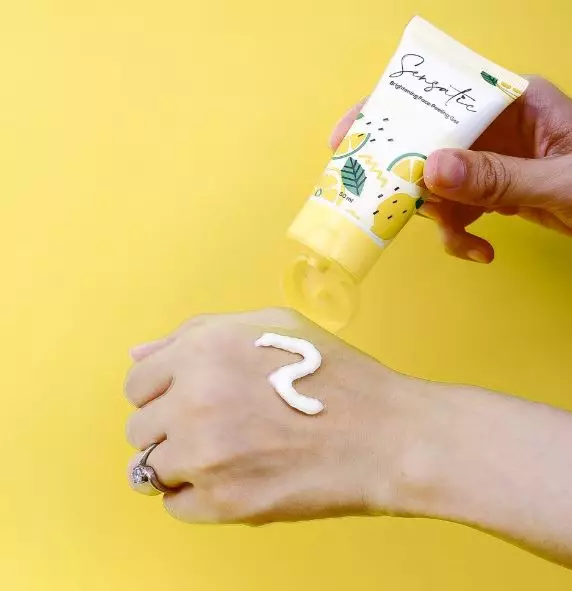 <img style= <img style=