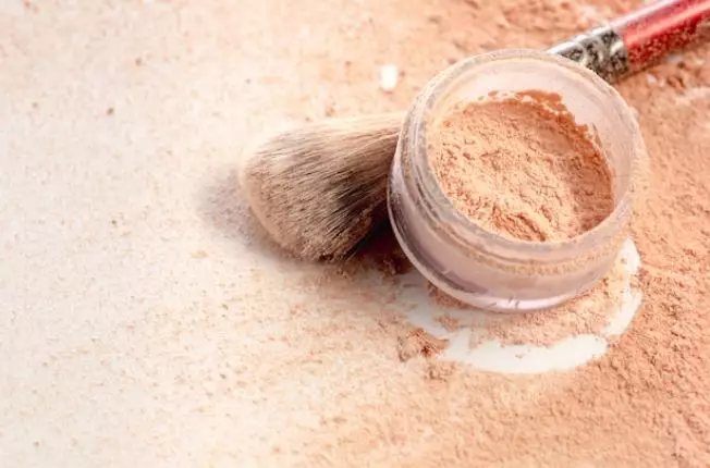 Rahasia makeup natural ala Marshanda Berbagai sumber