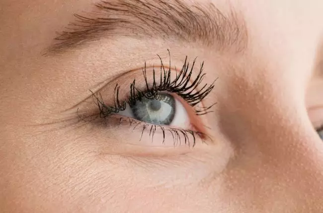 Rahasia makeup natural ala Marshanda Berbagai sumber