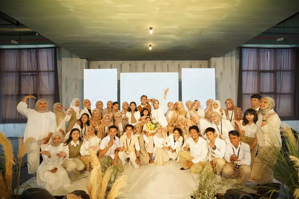 <img style= <img style=