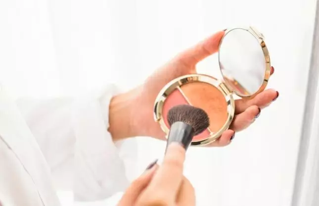 Rahasia makeup simpel Chelsea Islan Berbagai sumber Rahasia makeup simpel Chelsea Islan Berbagai sumber