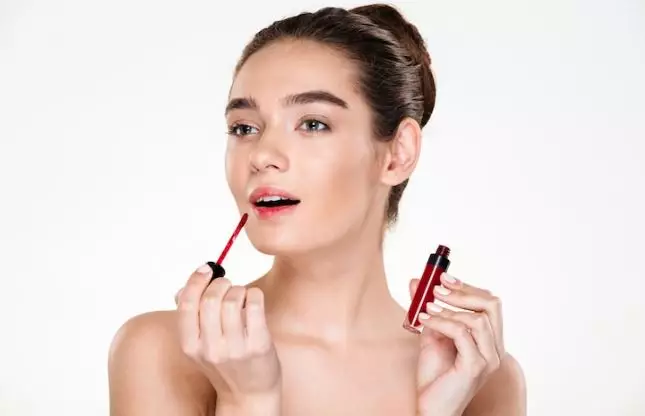 Rahasia makeup simpel Chelsea Islan Berbagai sumber Rahasia makeup simpel Chelsea Islan Berbagai sumber