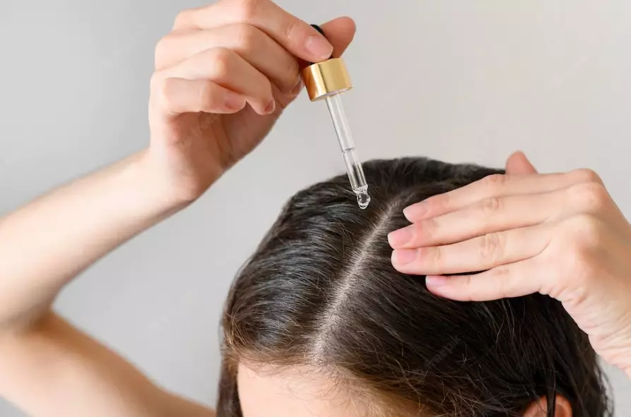 Perawatan rambut antirontok dan kusam ala Ayu Ting Ting Berbagai sumber