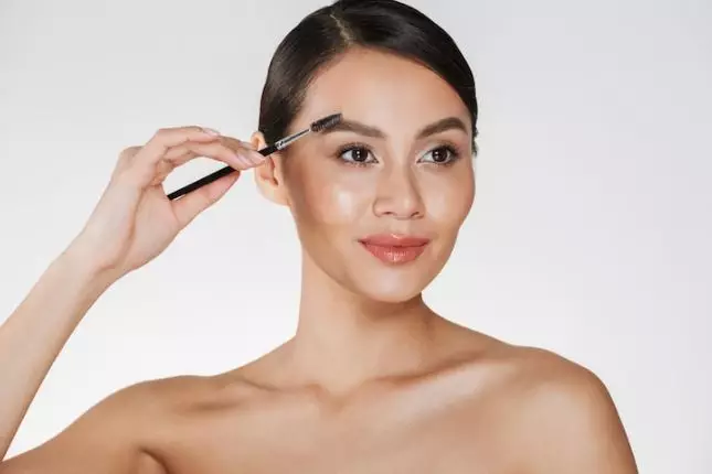 Rahasia makeup natural look ala Zaskia Sungkar Berbagai sumber Rahasia makeup natural look ala Zaskia Sungkar Berbagai sumber