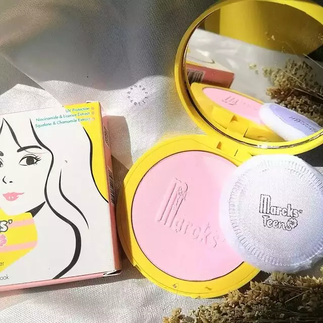 Rekomendasi bedak padat untuk remaja harga Berbagai sumber