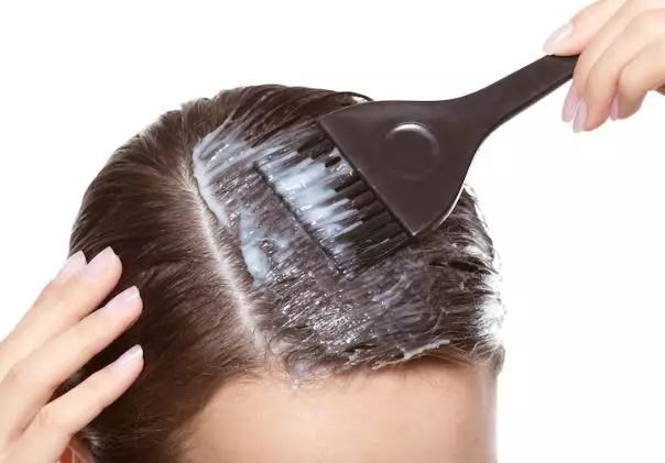 Perawatan rambut kering dan kusut Siti Badriah Berbagai sumber