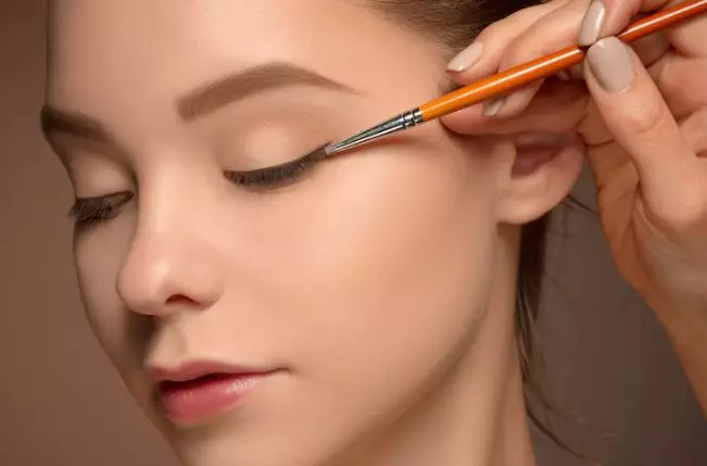 Rahasia riasan no makeup look Jessica Iskandar Berbagai sumber Rahasia riasan no makeup look Jessica Iskandar Berbagai sumber