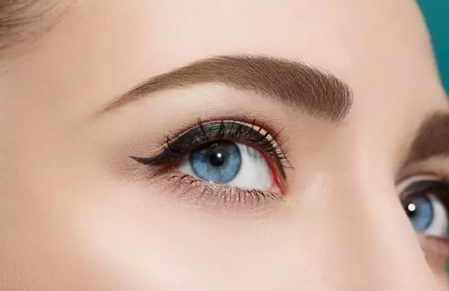 Rahasia riasan no makeup look Jessica Iskandar Berbagai sumber Rahasia riasan no makeup look Jessica Iskandar Berbagai sumber