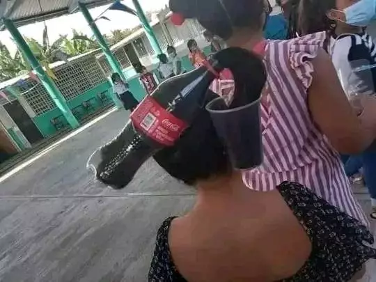 gaya nyeleneh kuciran © Berbagai Sumber