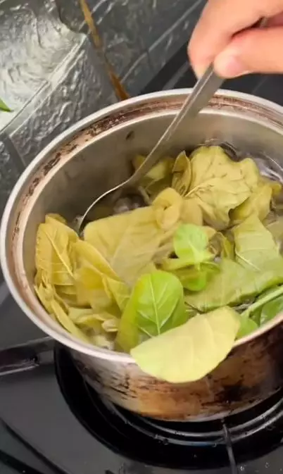 Tips memanjangkan rambut pria pakai 1 bahan alami Berbagai sumber