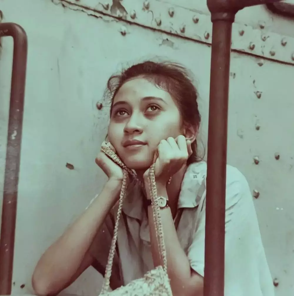 potret lawas pemeran ratna  © instagram