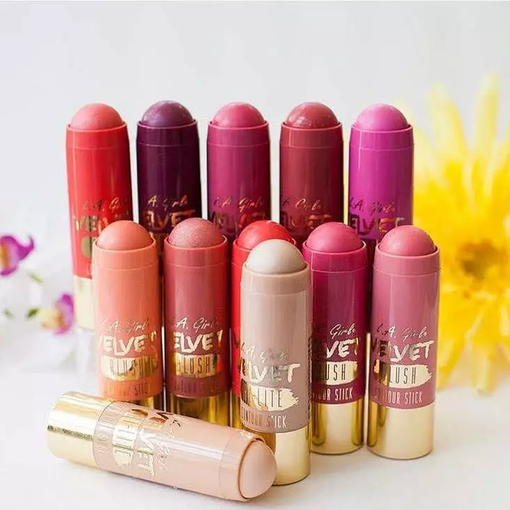 <img style= <img style=