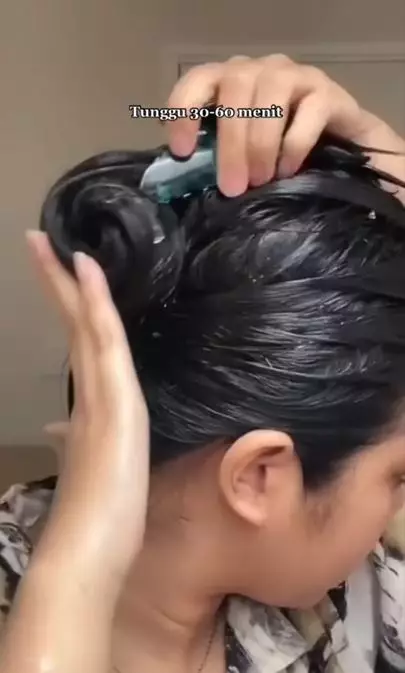 Trik mengatasi rambut rusak akibat styling cuma pakai 1 bahan alami Berbagai sumber Trik mengatasi rambut rusak akibat styling cuma pakai 1 bahan alami Berbagai sumber