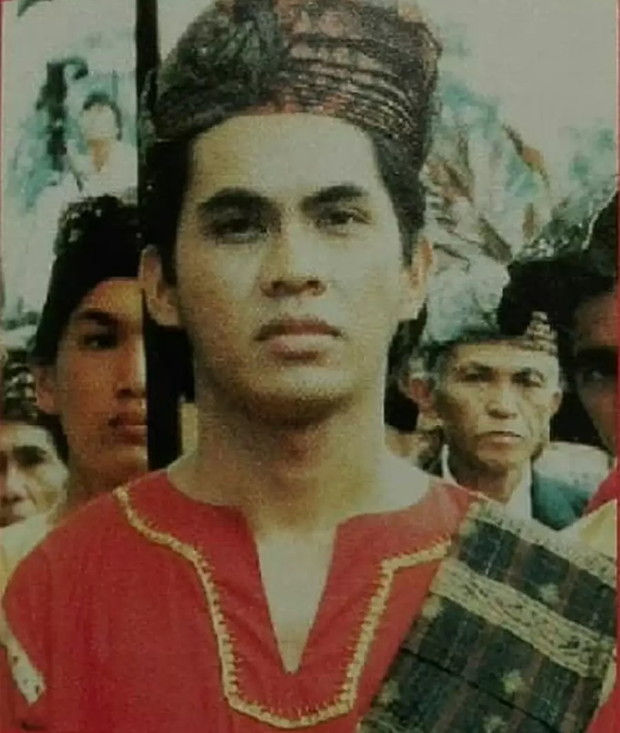 potret masa muda Sandy Nayoan Sengsara Membawa Nikmat © berbagai sumber potret masa muda Sandy Nayoan Sengsara Membawa Nikmat © berbagai sumber