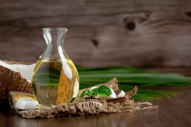 cara agar rambut tampak berkilau dan halus Berbagai sumber